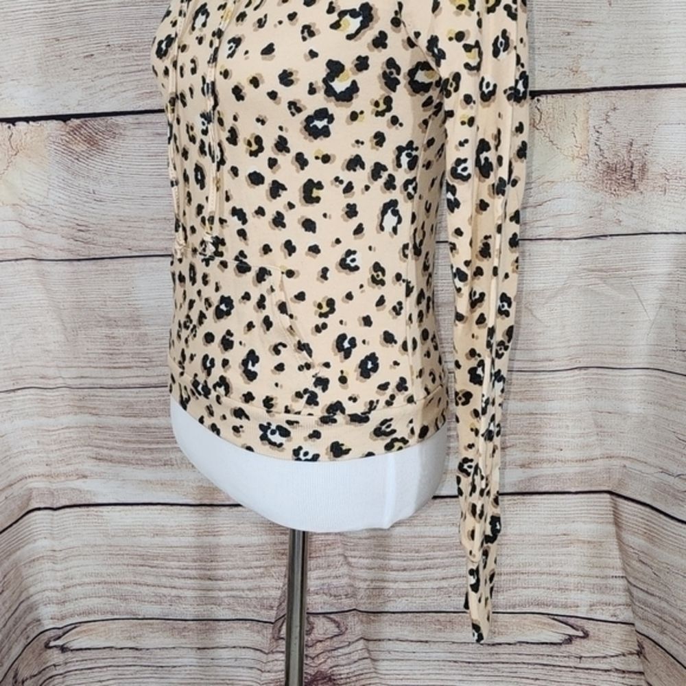 NWT Love Fire Animal Print‎ Sweatshirt Size X-Small - Picture 7 of 16